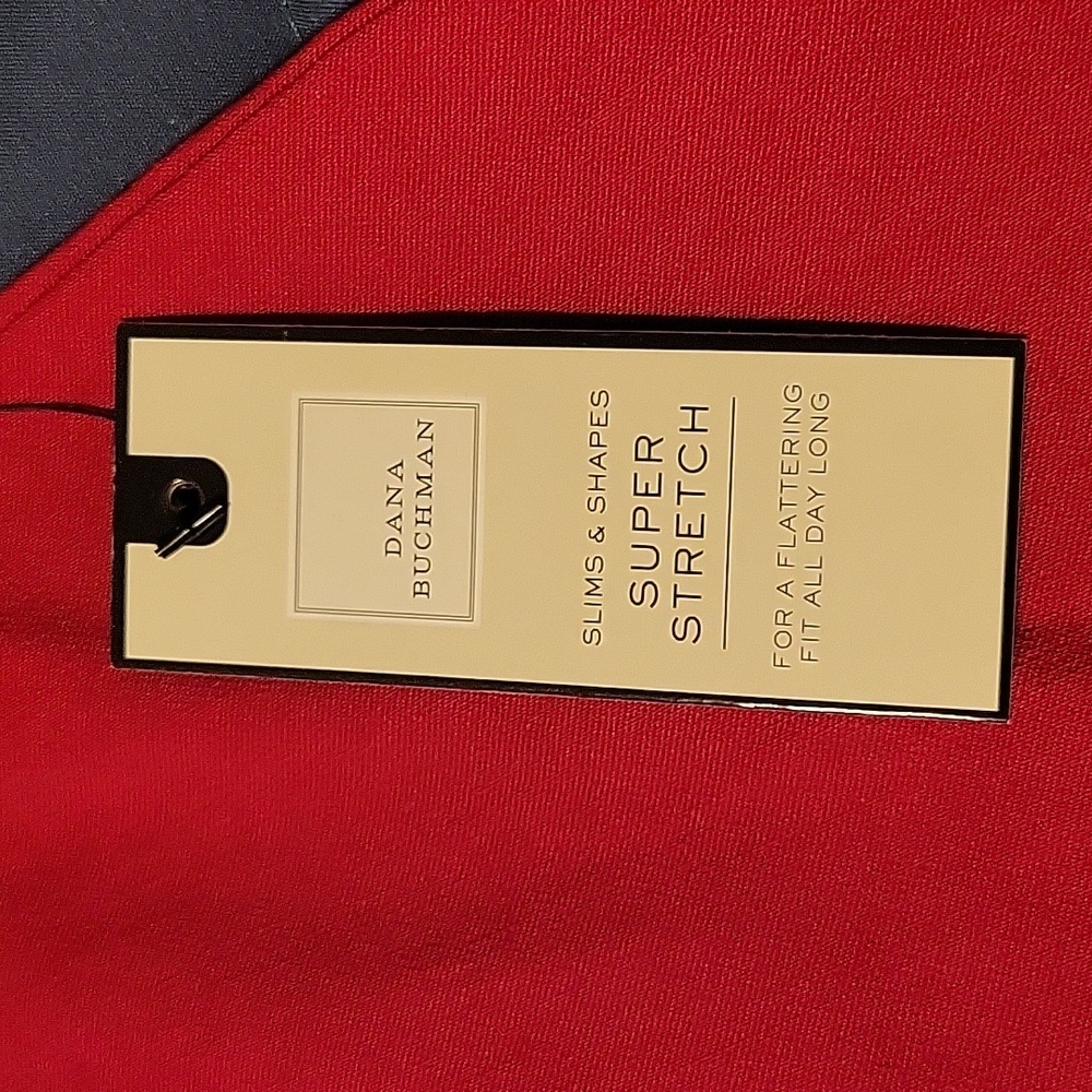 Nwt Dana Buchman red pull on capris - Picture 4 of 7